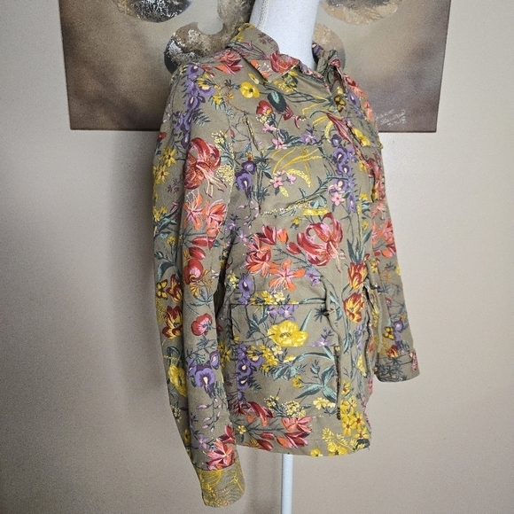 H&M Floral Patterned Utility Jacket - Picture 4 of 7